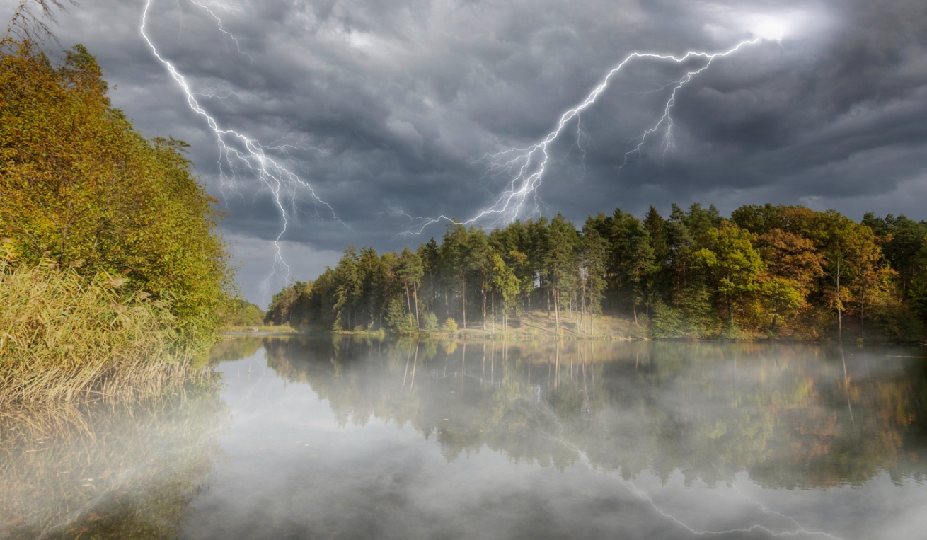 Pierwszostopniowe ostrzeżenie meteorologiczne: przewidziane burze i silne wiatry