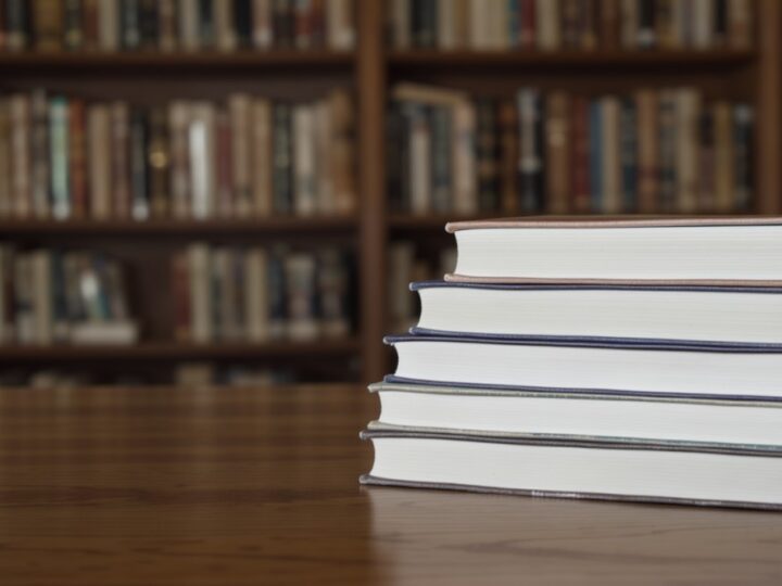 Książkomat w Podkowie Leśnej – rewolucja w dostępie do książek!