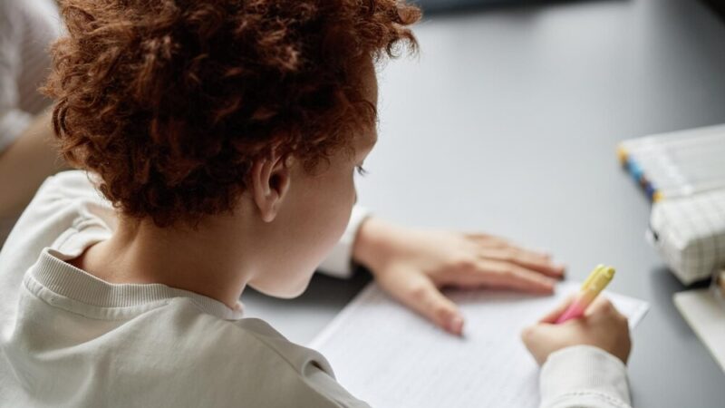 Młodzież z Żabiej Woli wybiera swoich liderów w demokratycznych wyborach