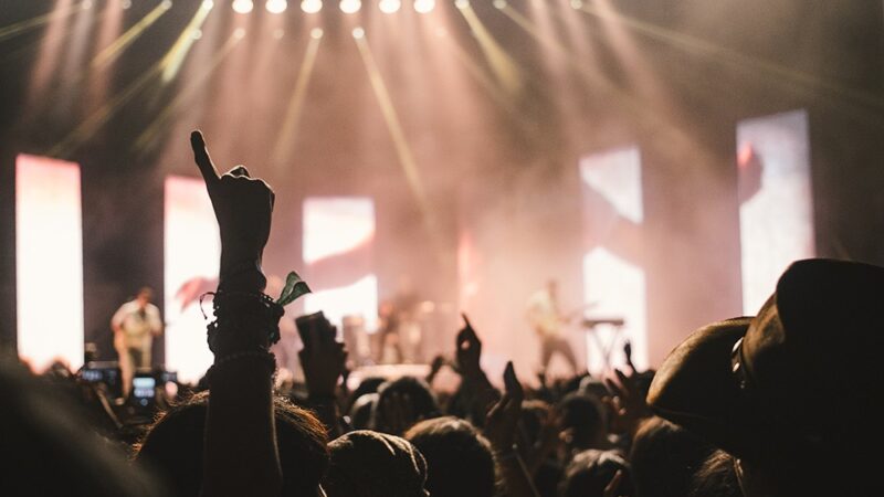 Krzysztof Książek zastąpi dr. Kamila Kruka na Koncercie Niedzielnym!