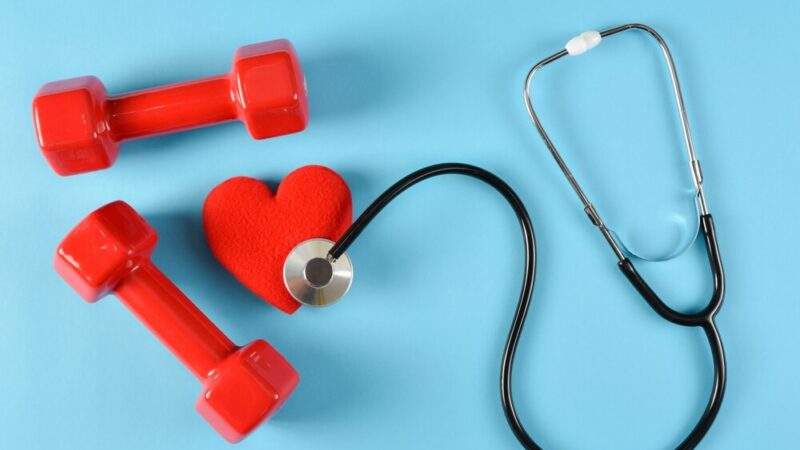 Zimowe przetrwanie: jak zachować zdrowie i energię w mroźne dni