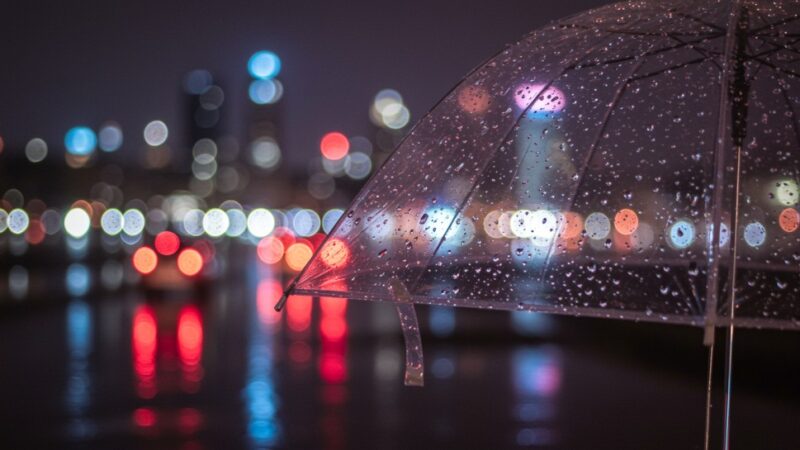 Ostrzeżenie: Śliskie drogi i gołoledź – zachowaj ostrożność!