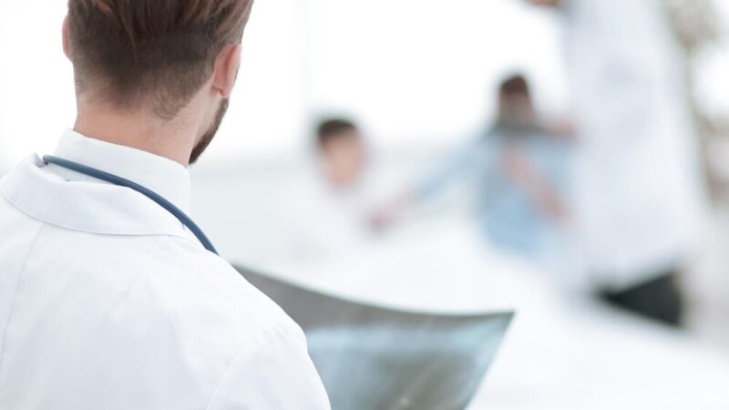 Wykład o depresji nastolatków odwołany – nowa data wkrótce!