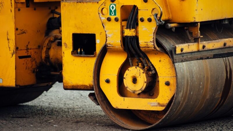 Utrudnienia w Baranowie: budowa nowych miejsc parkingowych w toku